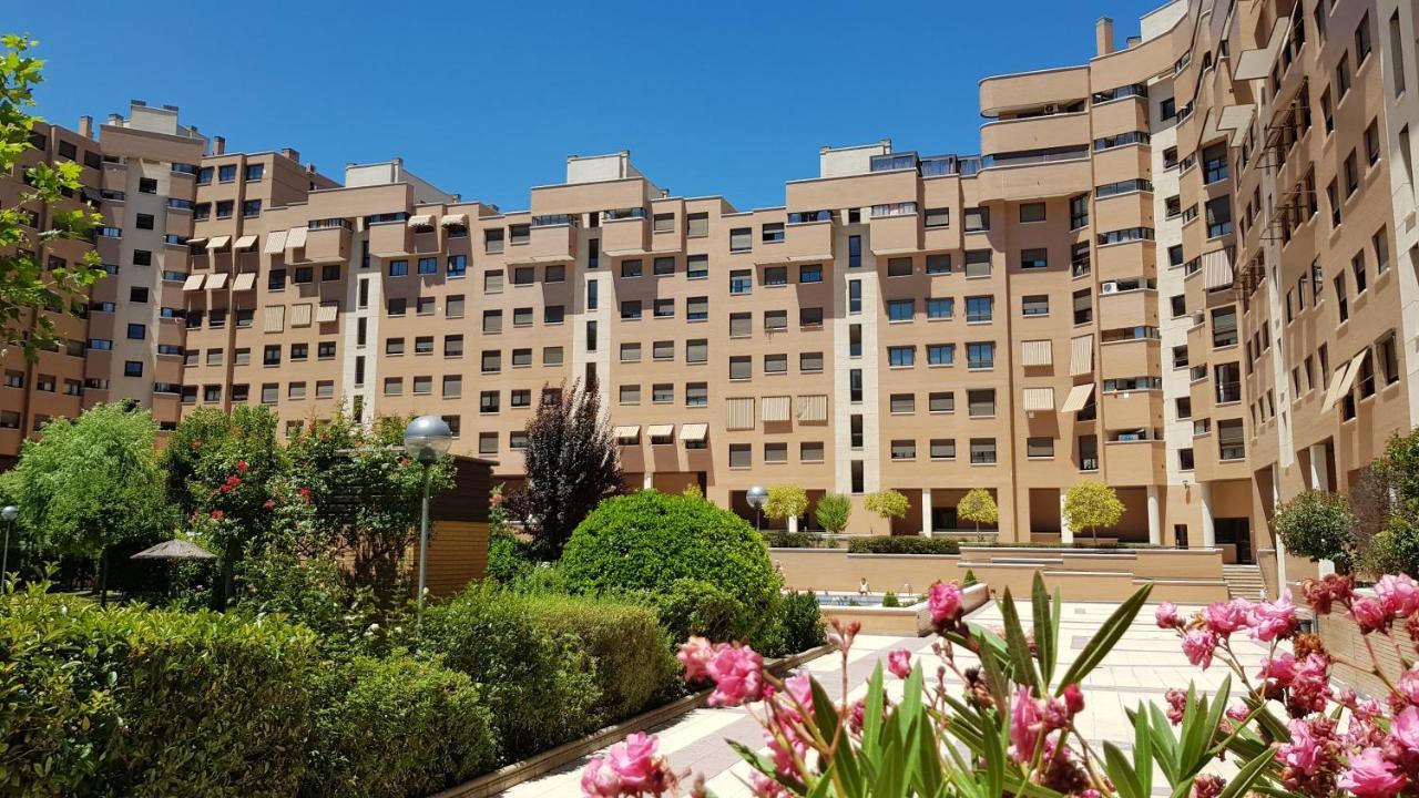 Residencial En Madrid Alquiler De Corta Estancia No Turistico Exteriör bild