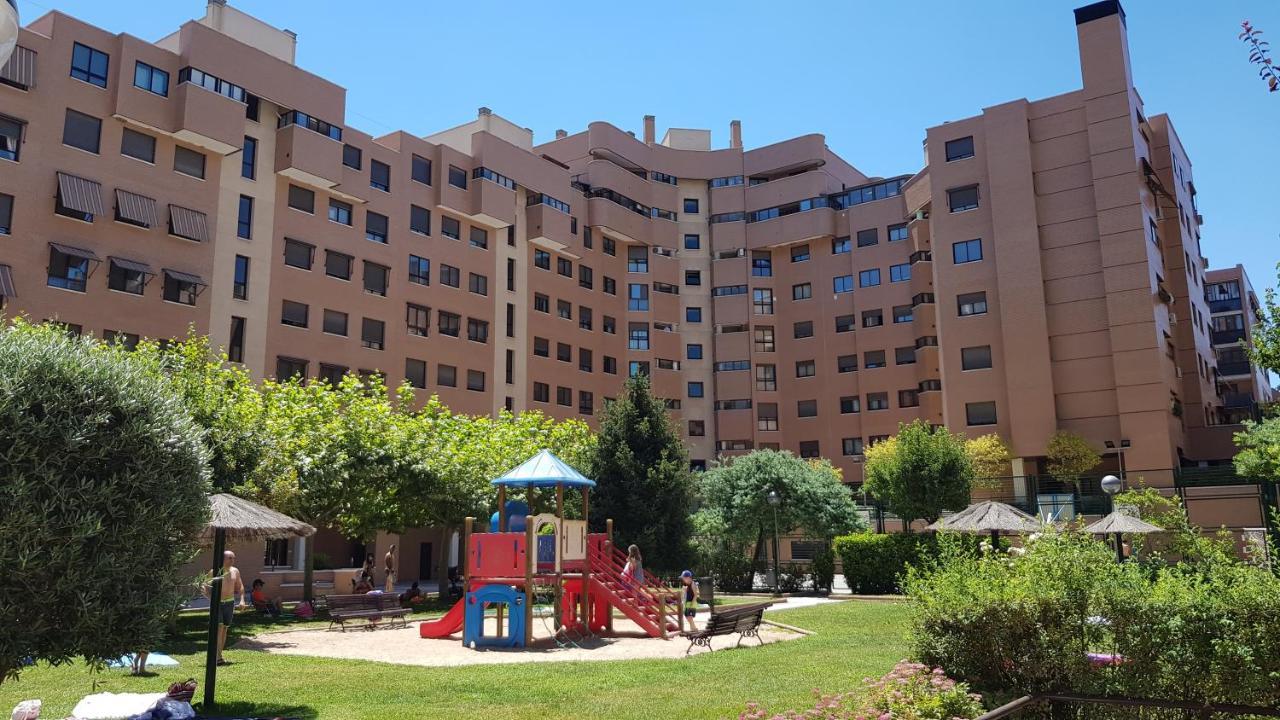 Residencial En Madrid Alquiler De Corta Estancia No Turistico Exteriör bild